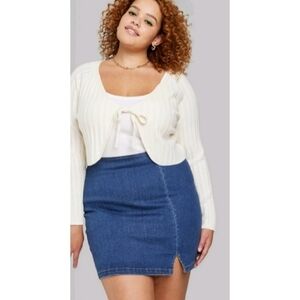 Wild Fable Notch Front Denim Mini skirt Dark wash Size 17